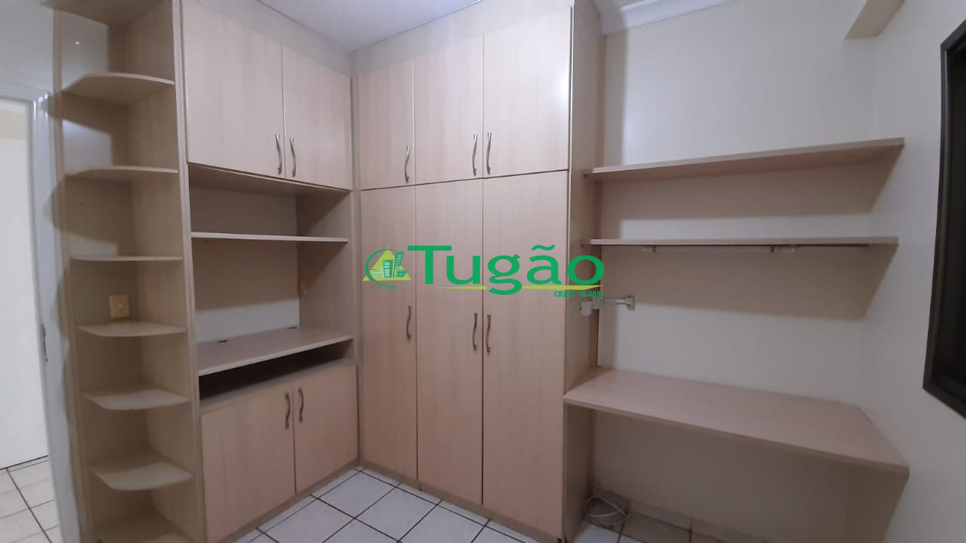 Apartamento com 3 quartos à venda, 90m² — foto 3 de 8
