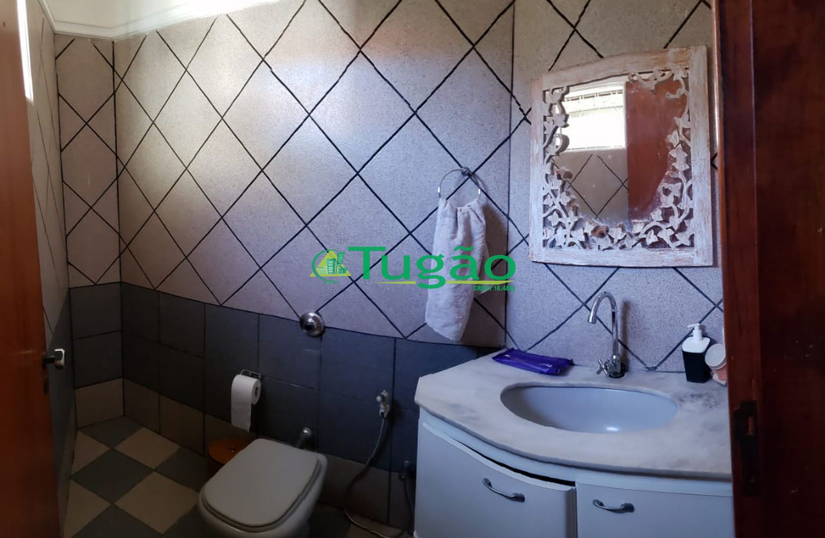 Casa com 3 quartos à venda, 380m² — foto 1 de 16