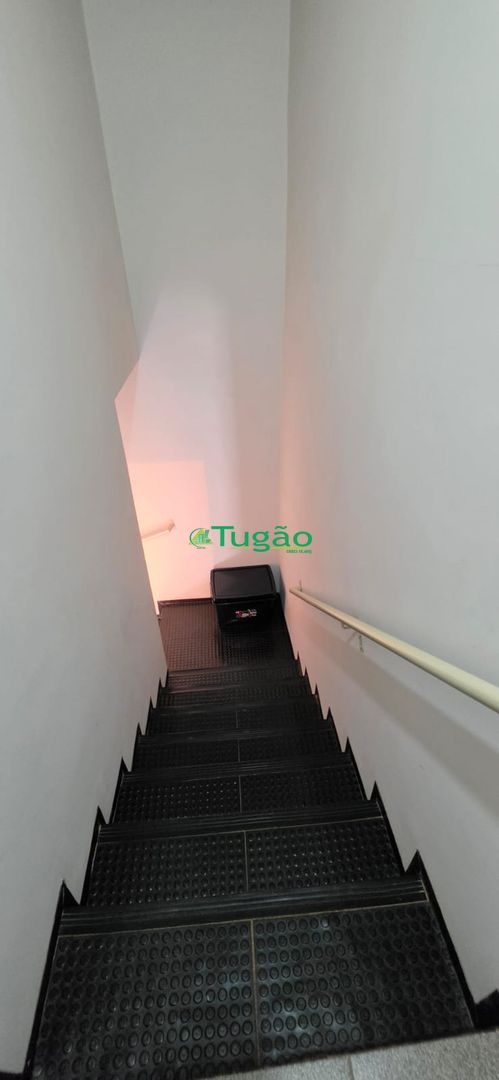 Casa com 3 quartos à venda, 210m² — foto 23 de 29
