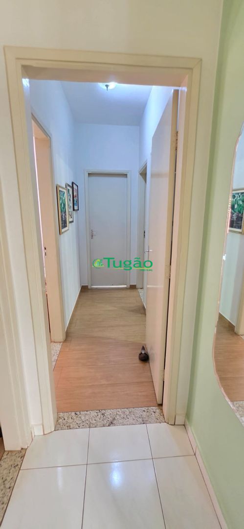 Casa com 3 quartos à venda, 210m² — foto 11 de 29
