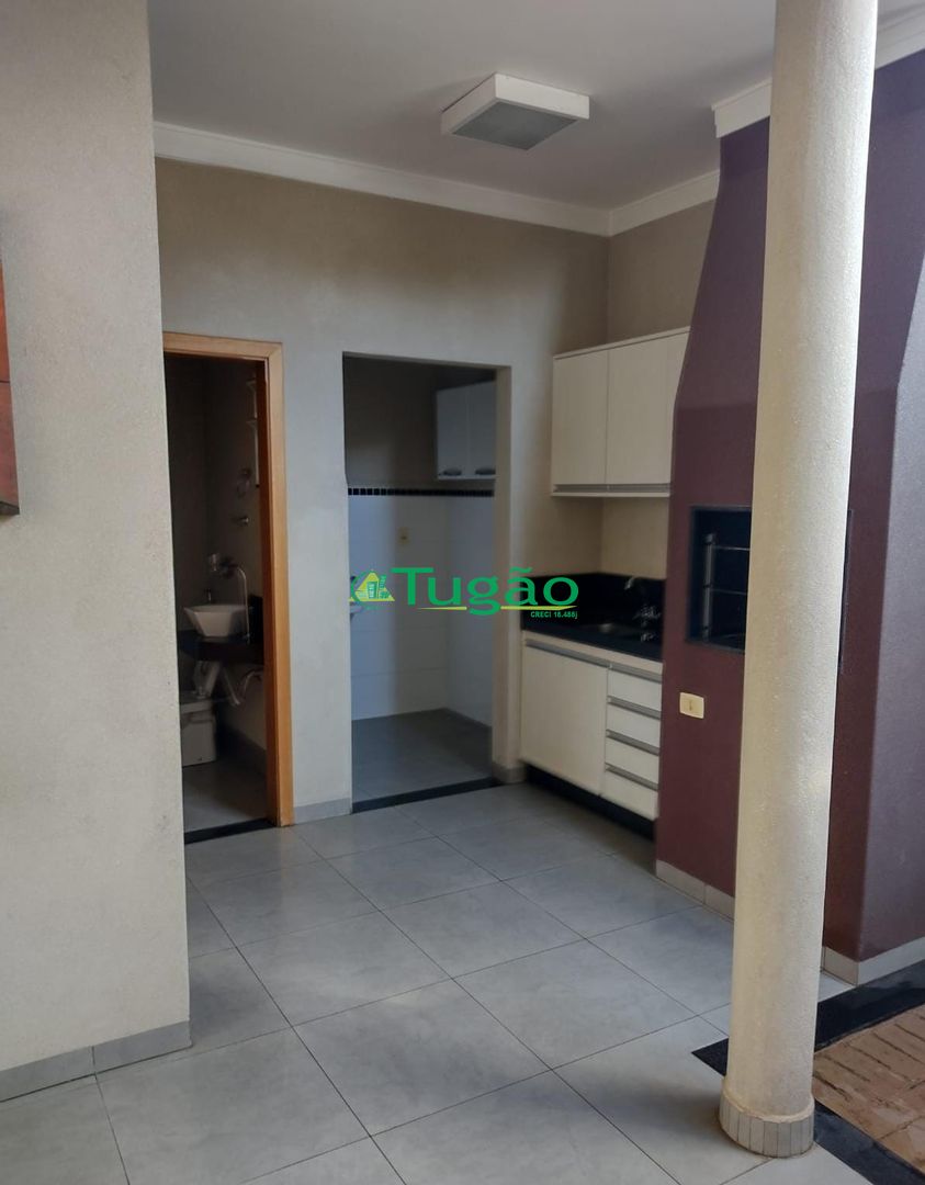 Casa com 3 quartos à venda, 160m² — foto 14 de 33