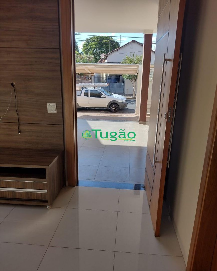 Casa com 3 quartos à venda, 160m² — foto 9 de 33