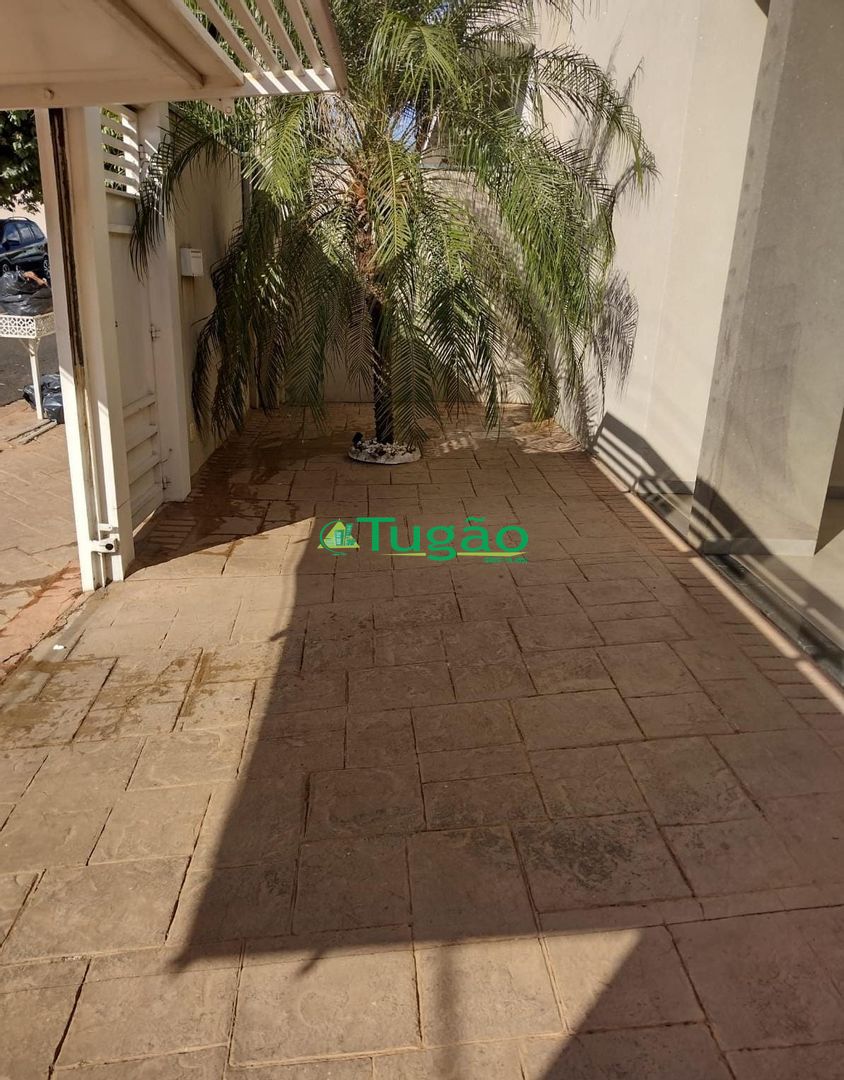 Casa com 3 quartos à venda, 160m² — foto 29 de 33