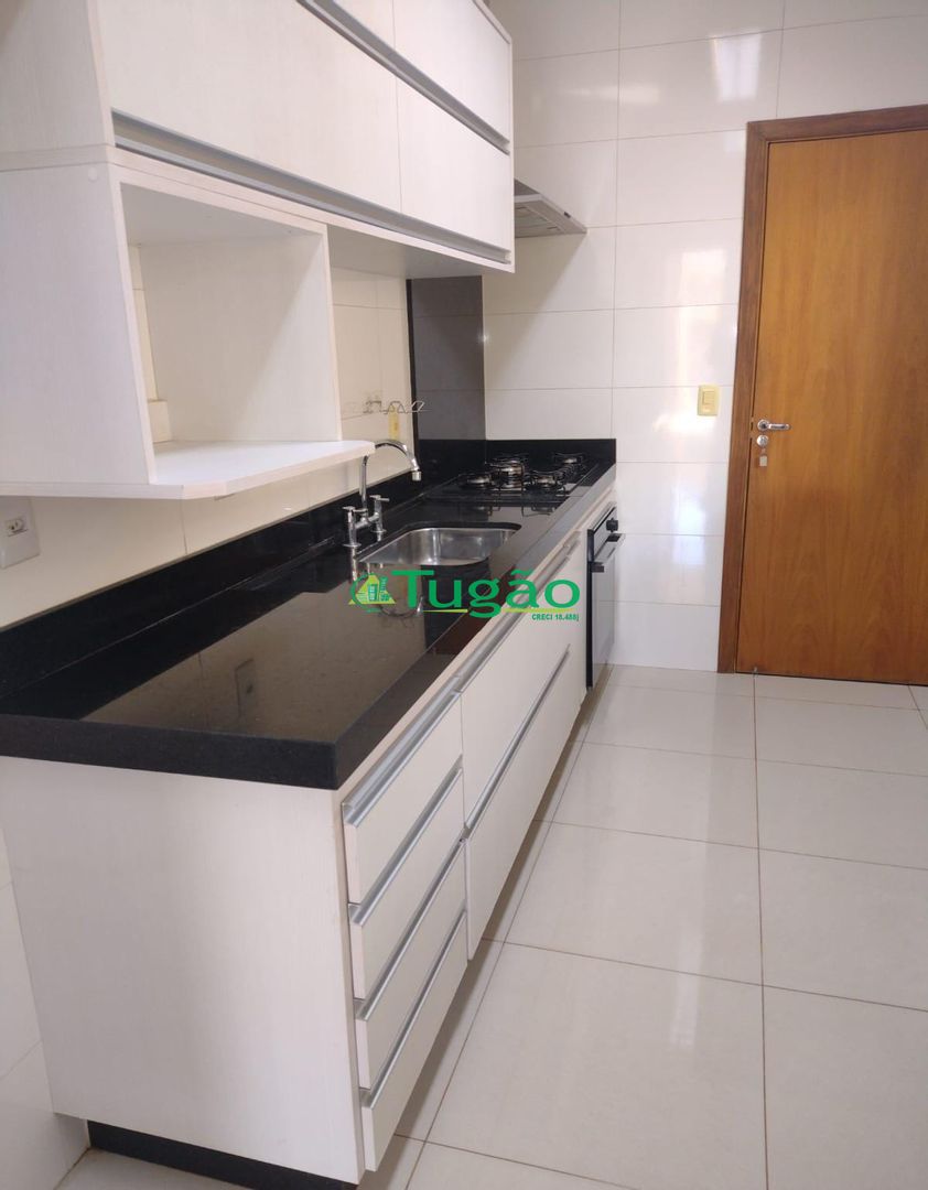 Casa com 3 quartos à venda, 160m² — foto 25 de 33