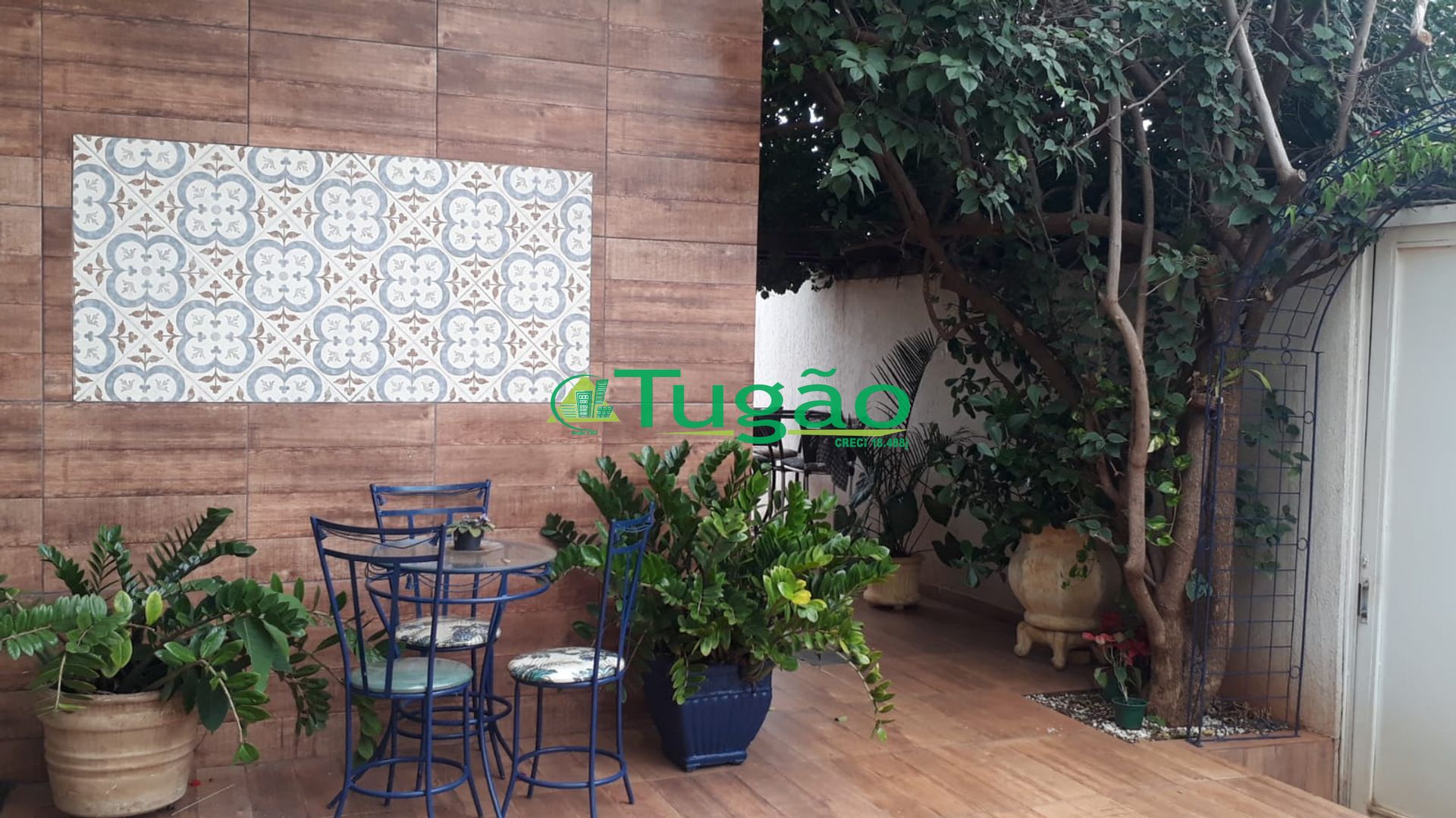 Casa de Condomínio com 4 quartos à venda, 328m² — foto 16 de 18