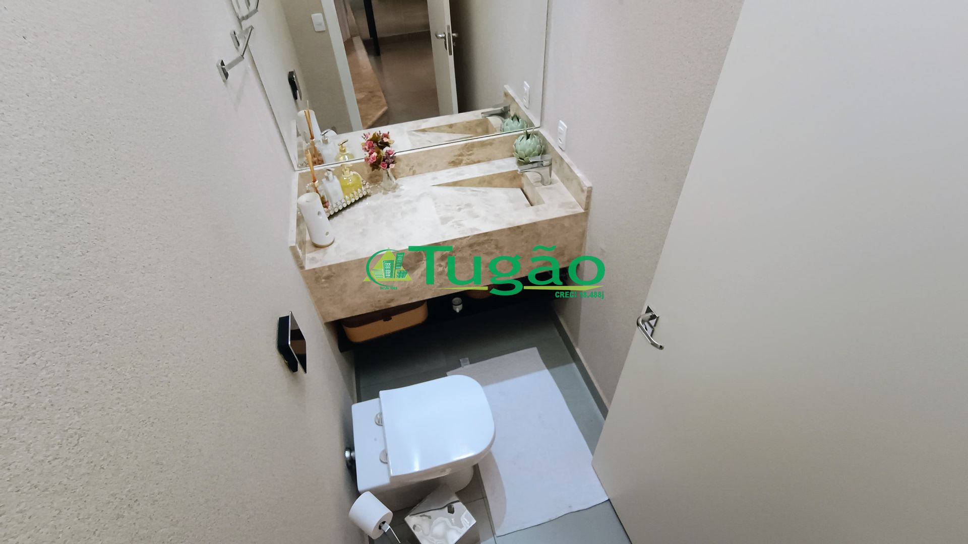 Casa de Condomínio com 3 quartos à venda, 288m² — foto 4 de 35