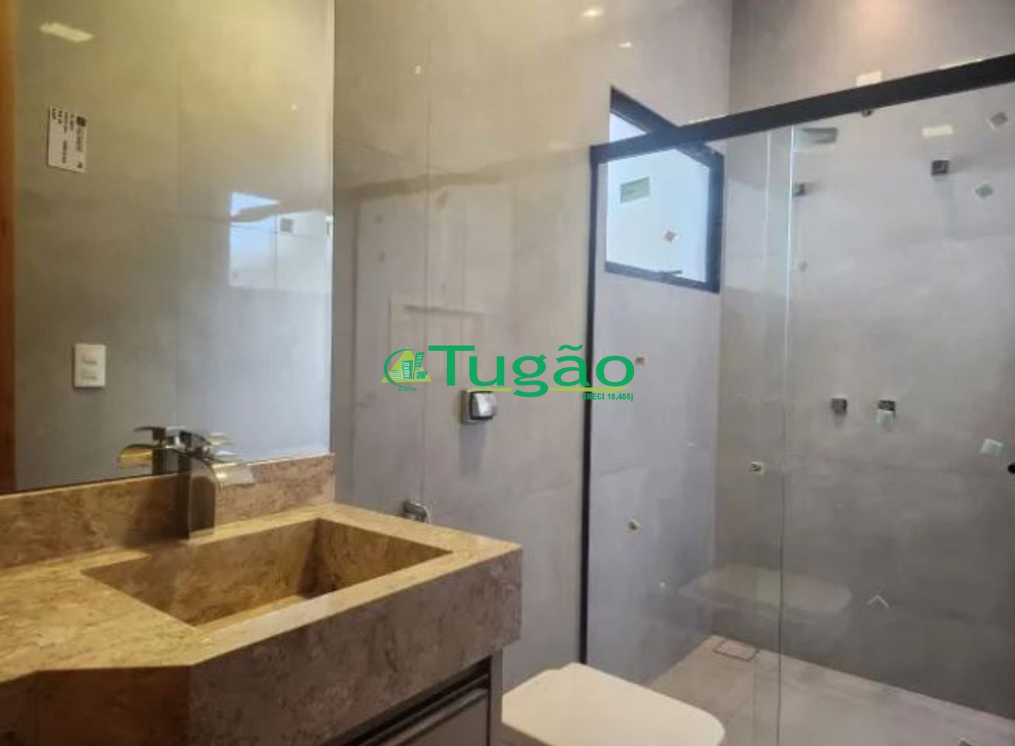 Casa de Condomínio com 3 quartos à venda, 200m² — foto 1 de 12