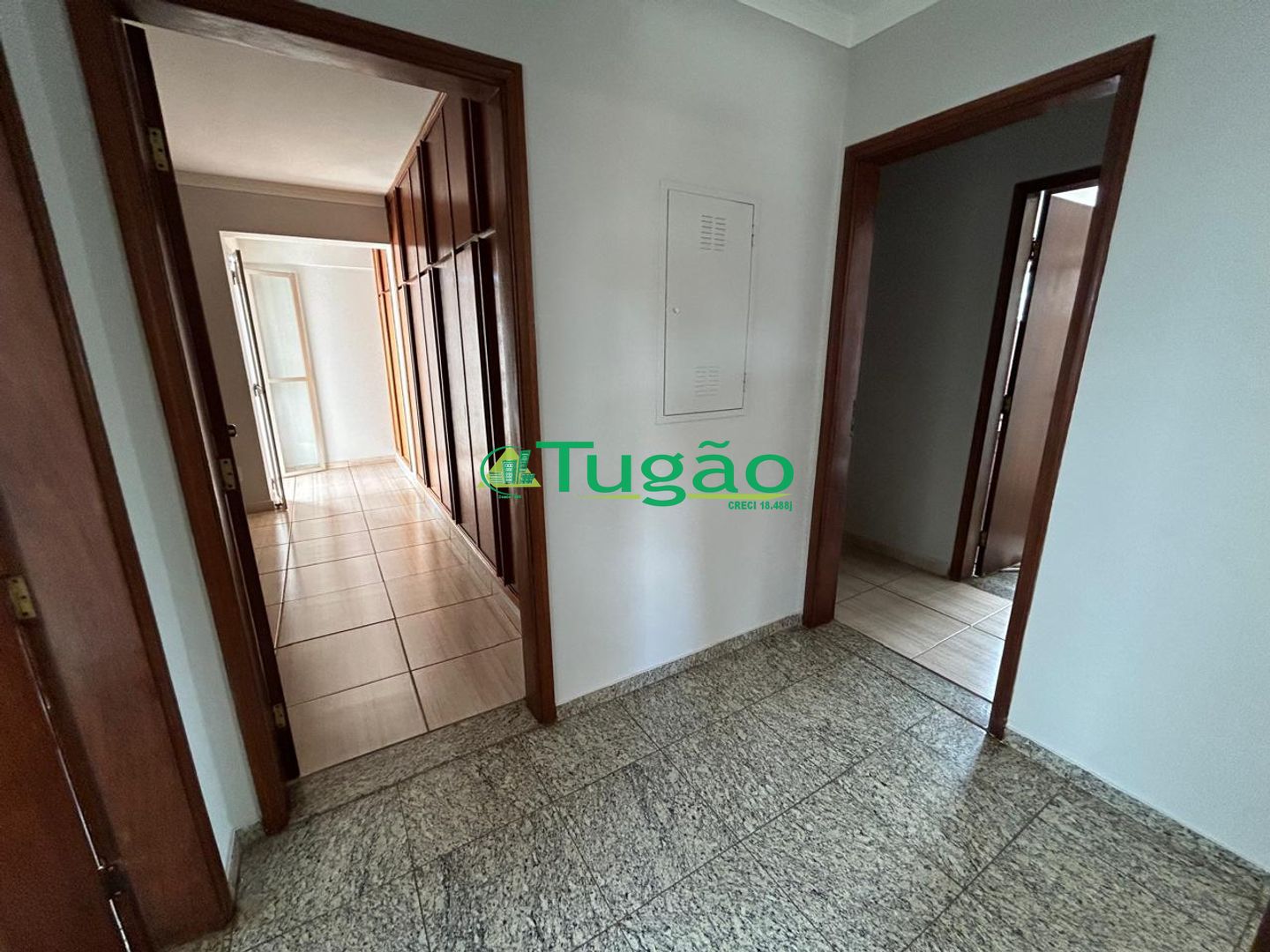 Apartamento com 3 quartos à venda, 192m² — foto 14 de 17