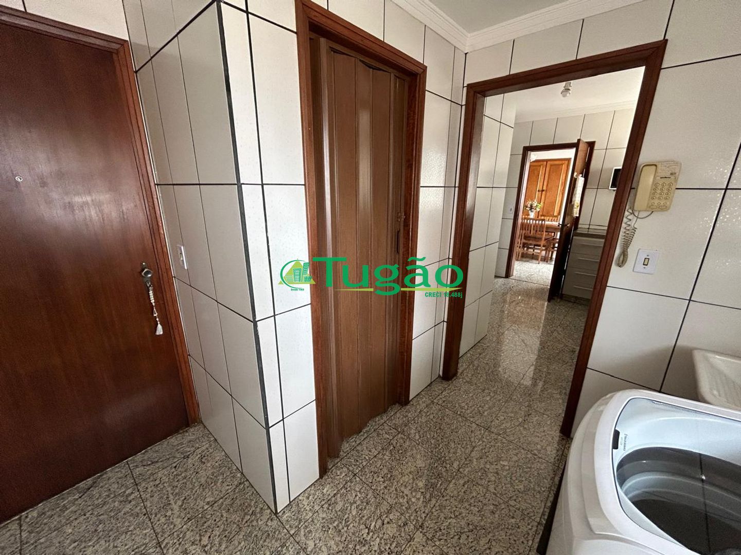 Apartamento com 3 quartos à venda, 192m² — foto 2 de 17