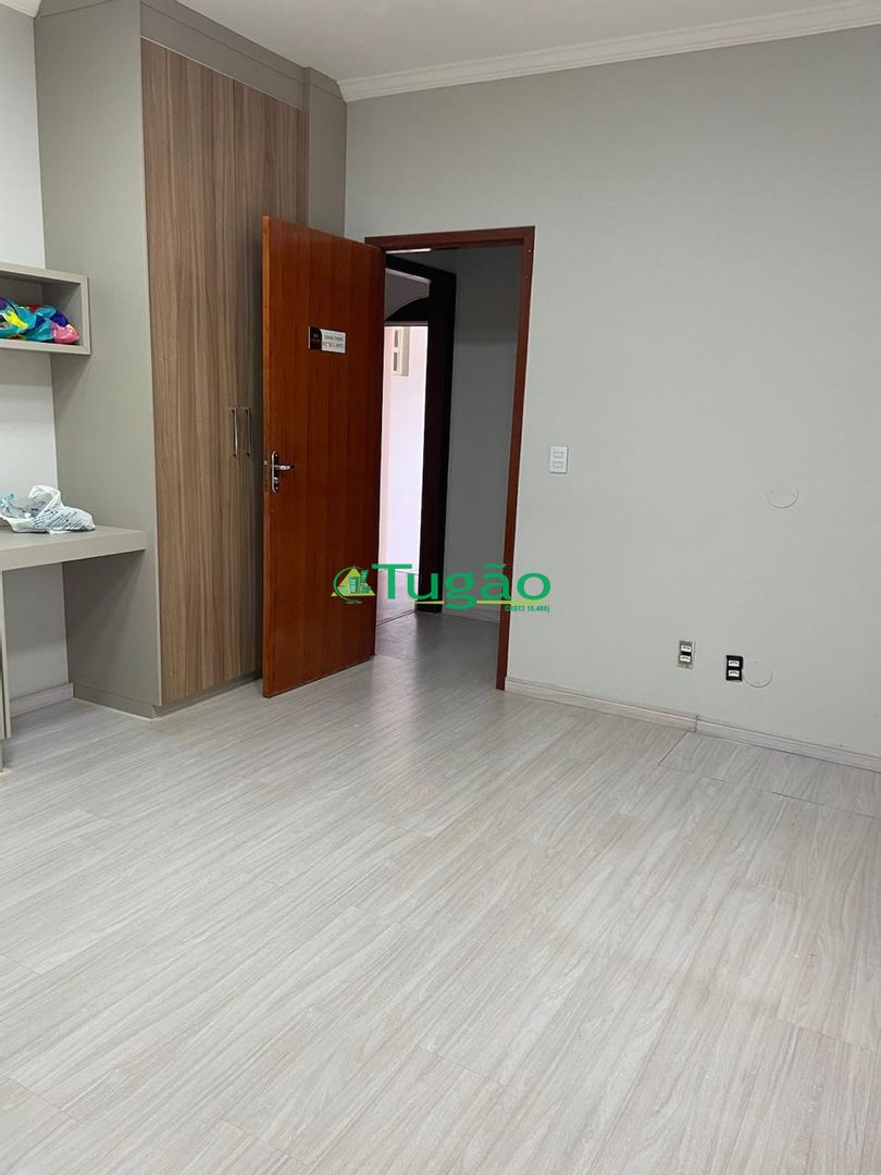 Imóvel Comercial com 4 quartos à venda, 300m² — foto 18 de 21