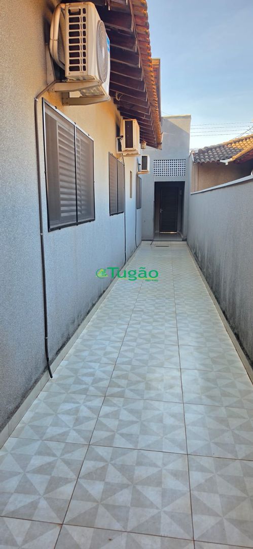 Casa com 4 quartos à venda, 320m² — foto 36 de 37