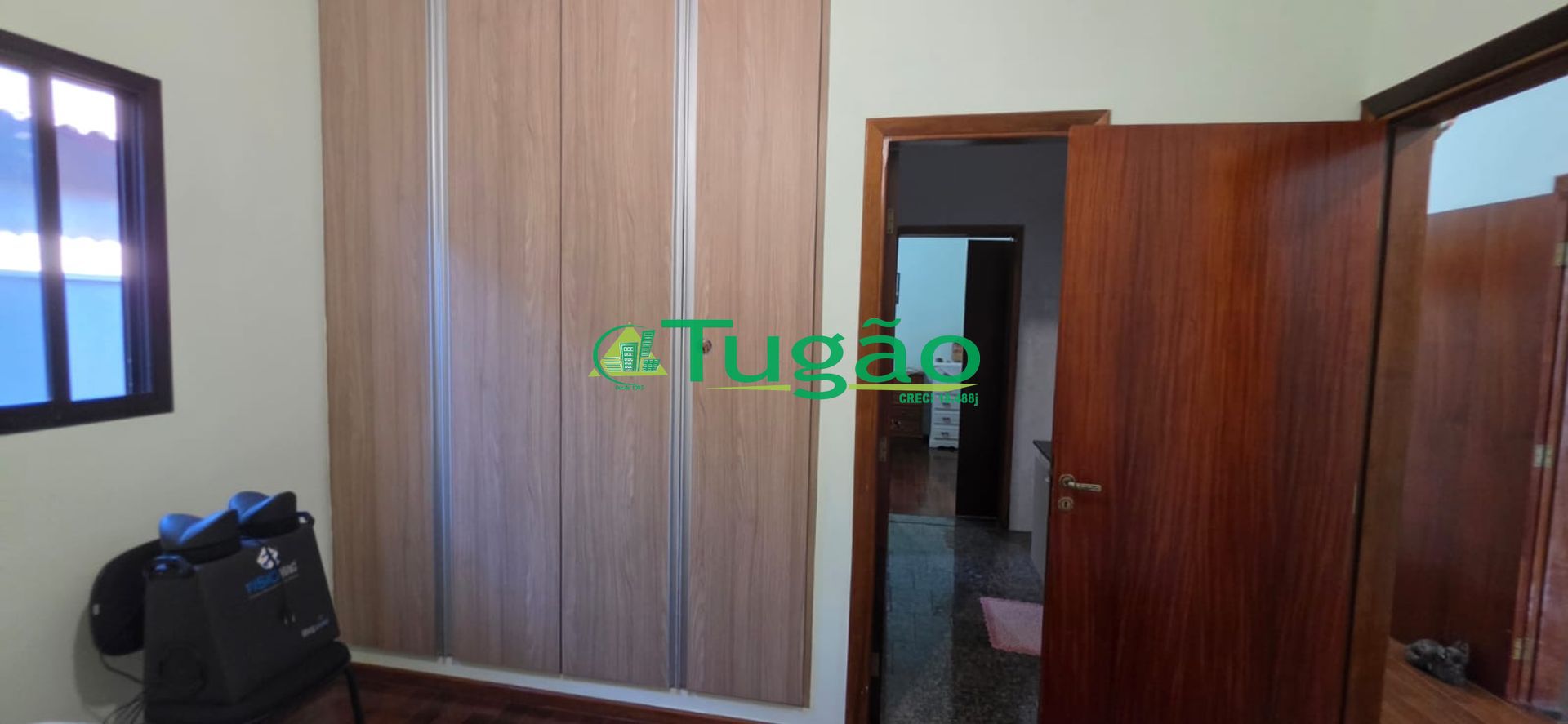 Casa com 4 quartos à venda, 320m² — foto 10 de 37