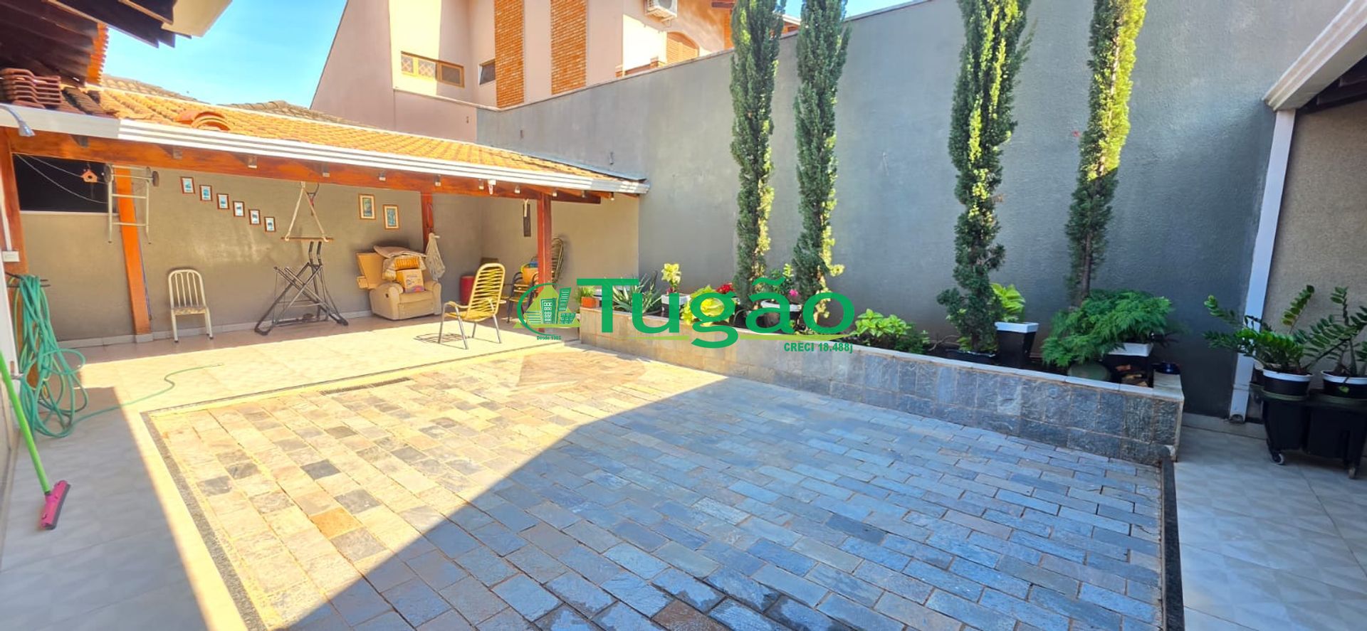 Casa com 4 quartos à venda, 320m² — foto 30 de 37