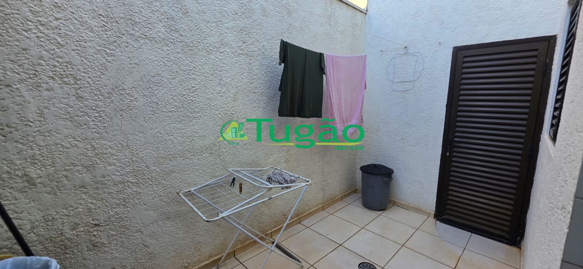 Casa com 4 quartos à venda, 320m² — foto 26 de 37