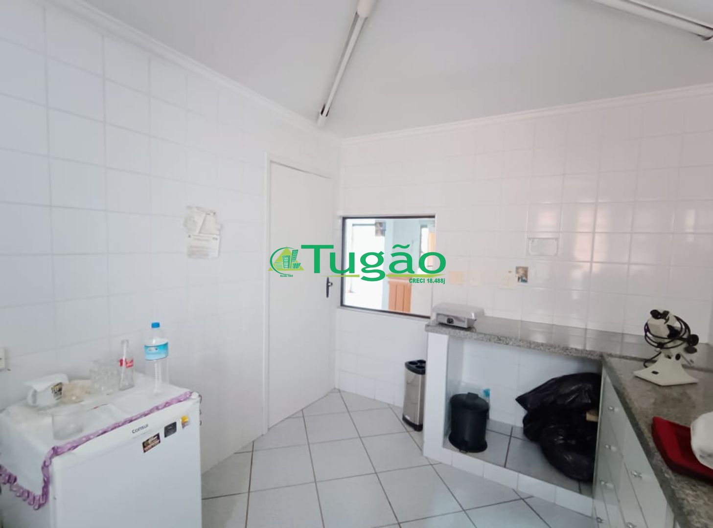 Loja / Salão / Ponto Comercial  à venda, 240m² — foto 9 de 23