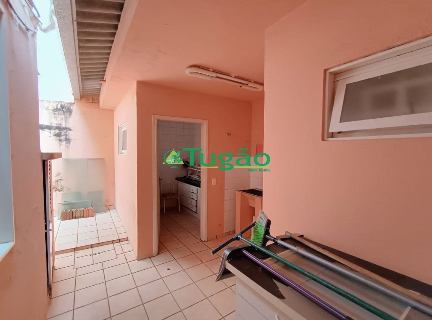 Loja / Salão / Ponto Comercial  à venda, 240m² — foto 11 de 23
