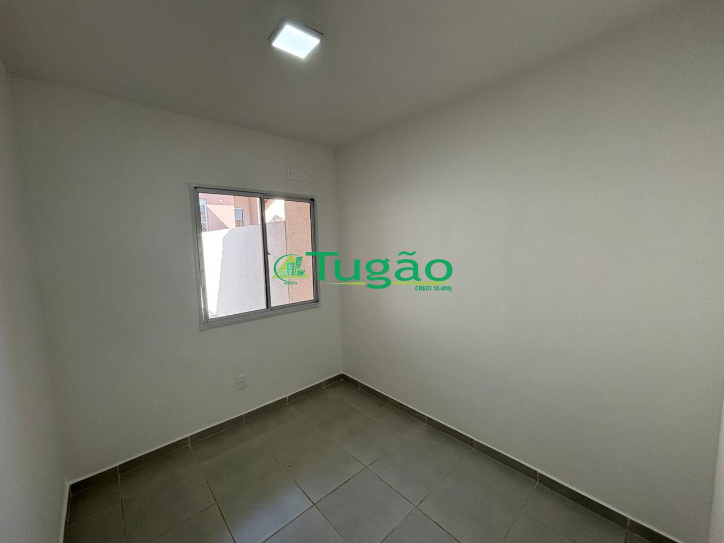 Casa de Condomínio com 2 quartos à venda, 43m² — foto 3 de 9