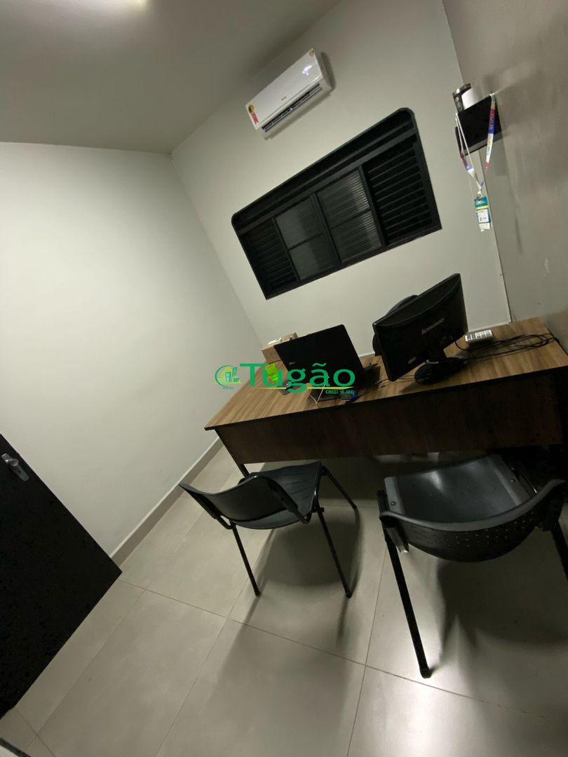 Imóvel Comercial com 4 quartos para aluguel, 240m² — foto 6 de 18