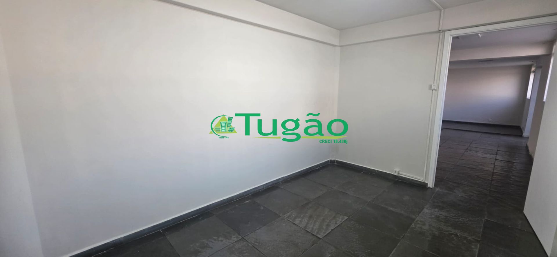 Prédio comercial  para aluguel, 280m² — foto 2 de 31