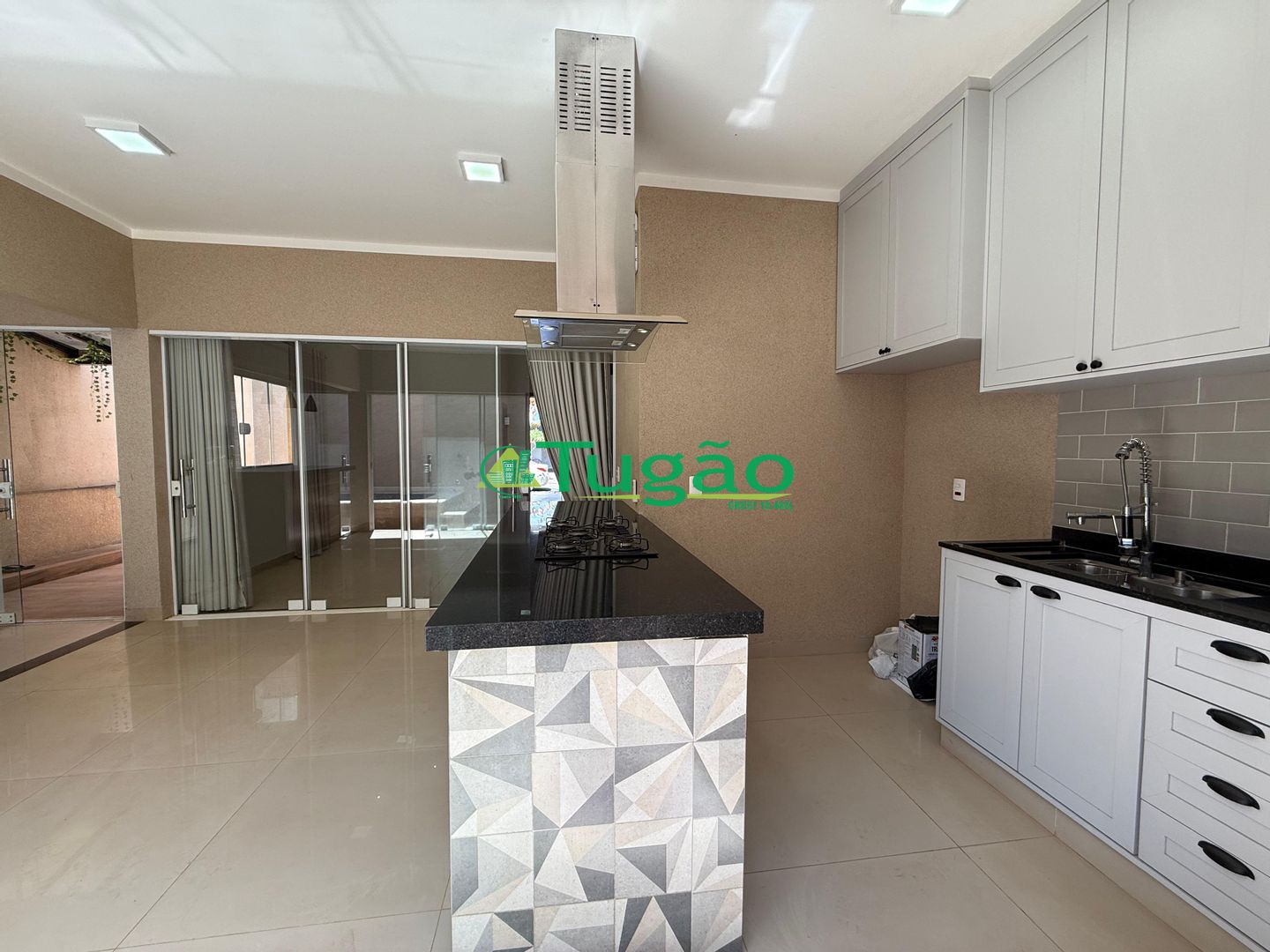Casa de Condomínio com 3 quartos à venda, 150m² — foto 5 de 20