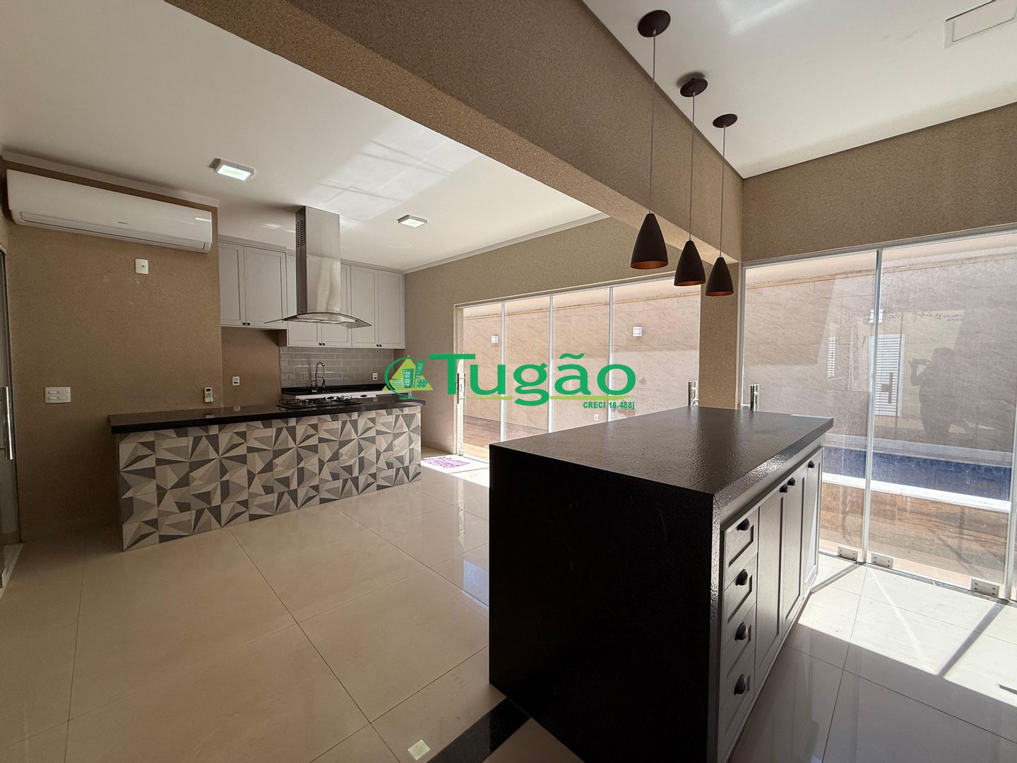 Casa de Condomínio com 3 quartos à venda, 150m² — foto 4 de 20