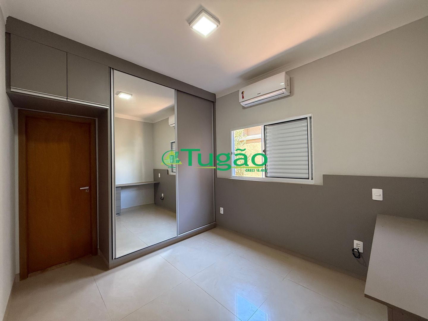 Casa de Condomínio com 3 quartos à venda, 150m² — foto 3 de 20