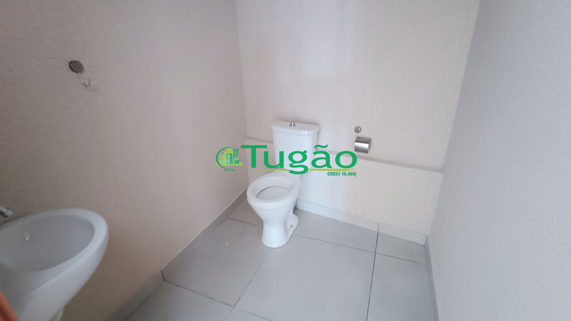 Loja / Salão / Ponto Comercial  para aluguel, 230m² — foto 5 de 5