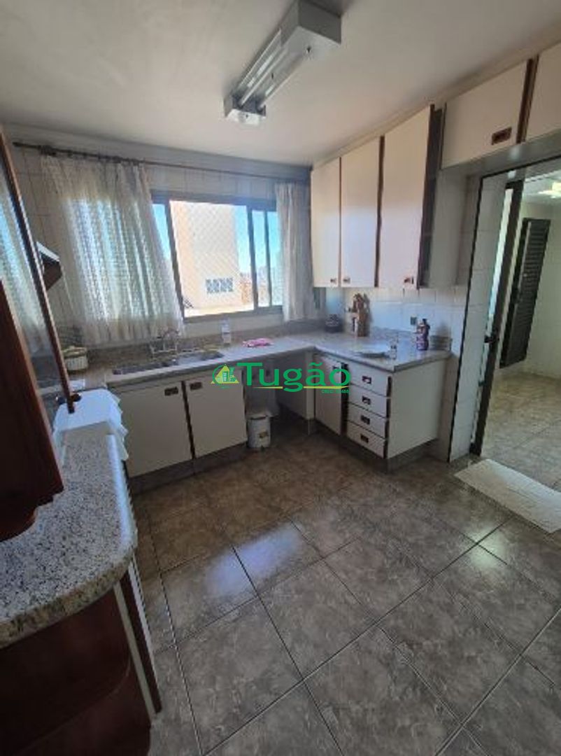 Apartamento com 4 quartos à venda, 139m² — foto 14 de 16