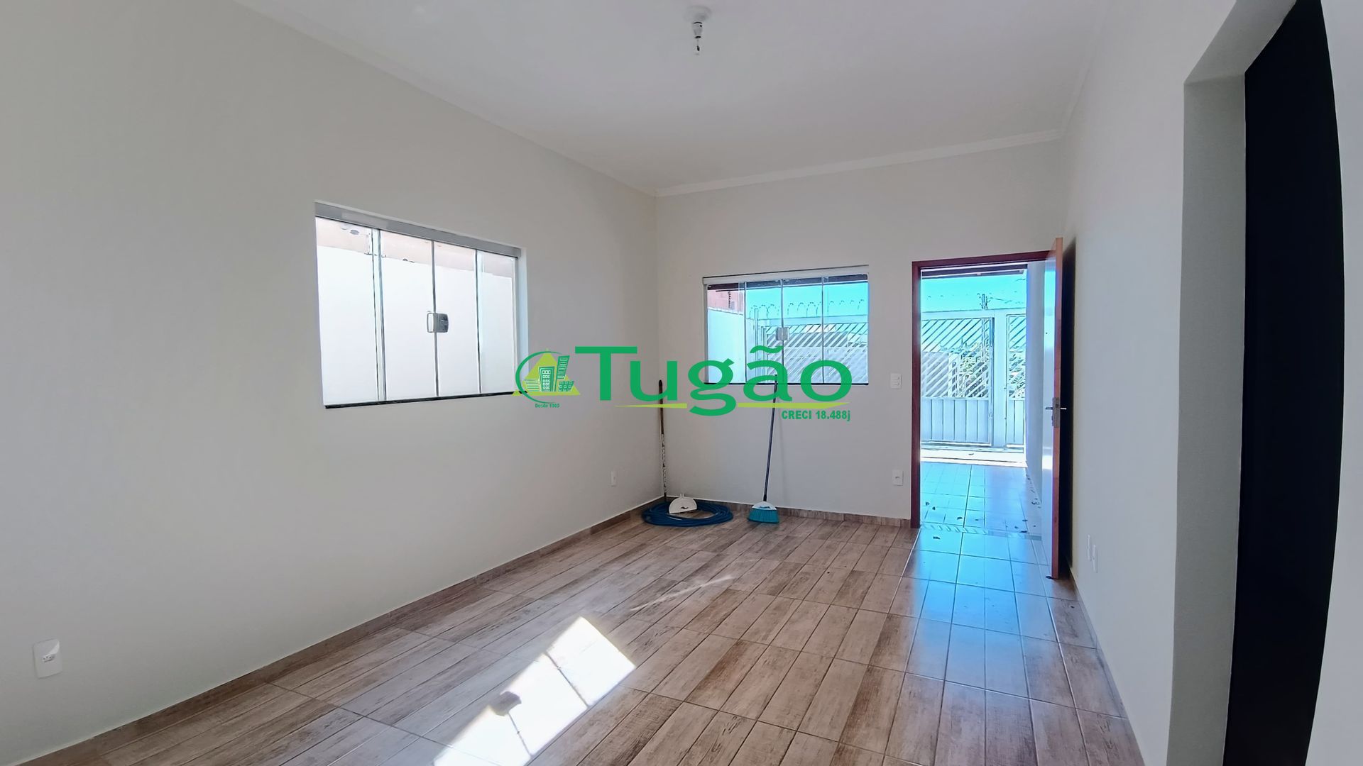 Casa com 3 quartos à venda, 119m² — foto 3 de 11