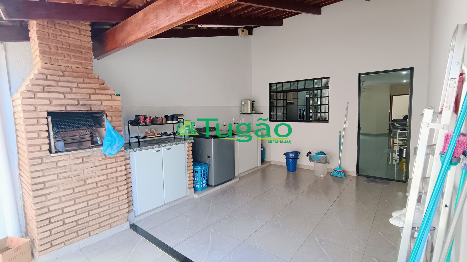 Casa com 3 quartos à venda, 210m² — foto 6 de 23