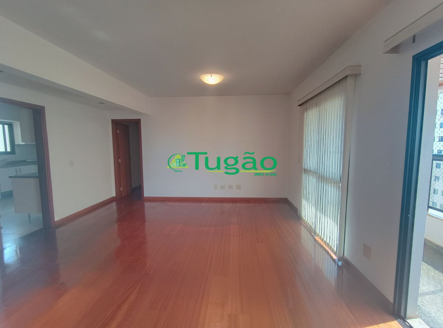 Apartamento com 3 quartos para aluguel, 160m² — foto 2 de 32