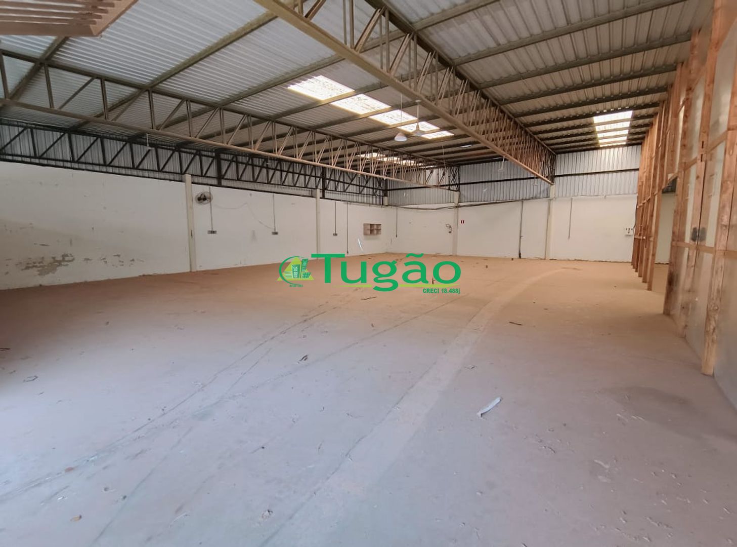 Galpão / Depósito / Armazém  para aluguel, 1219m² — foto 13 de 34