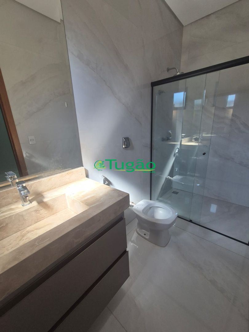 Casa de Condomínio com 3 quartos para aluguel, 210m² — foto 11 de 27