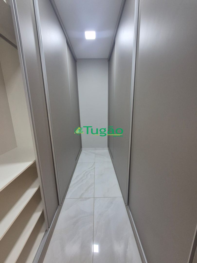 Casa de Condomínio com 3 quartos para aluguel, 210m² — foto 25 de 27