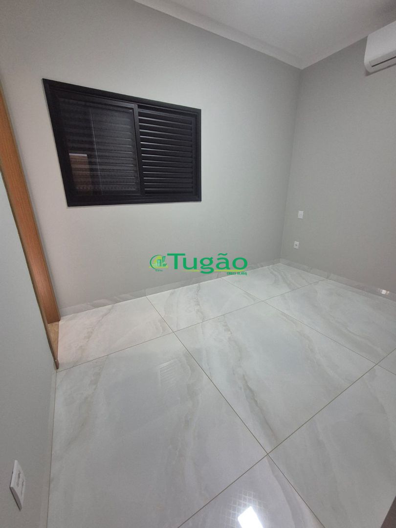 Casa de Condomínio com 3 quartos para aluguel, 210m² — foto 18 de 27