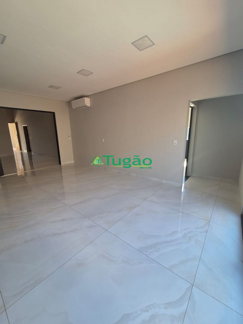 Casa de Condomínio com 3 quartos para aluguel, 210m² — foto 14 de 27