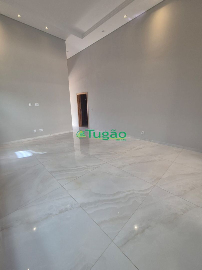 Casa de Condomínio com 3 quartos para aluguel, 210m² — foto 19 de 27