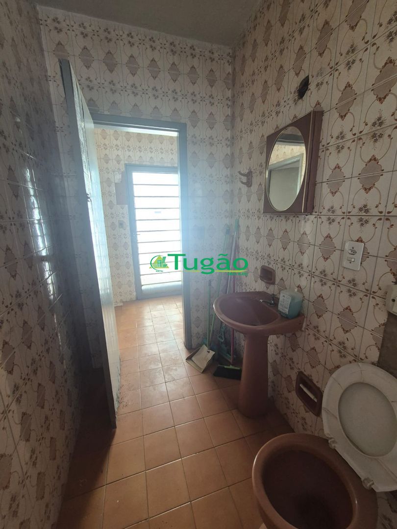 Imóvel Comercial com 3 quartos para aluguel, 120m² — foto 16 de 18