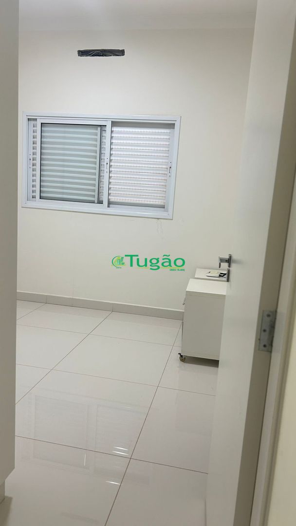 Casa de Condomínio com 4 quartos à venda, 290m² — foto 15 de 28