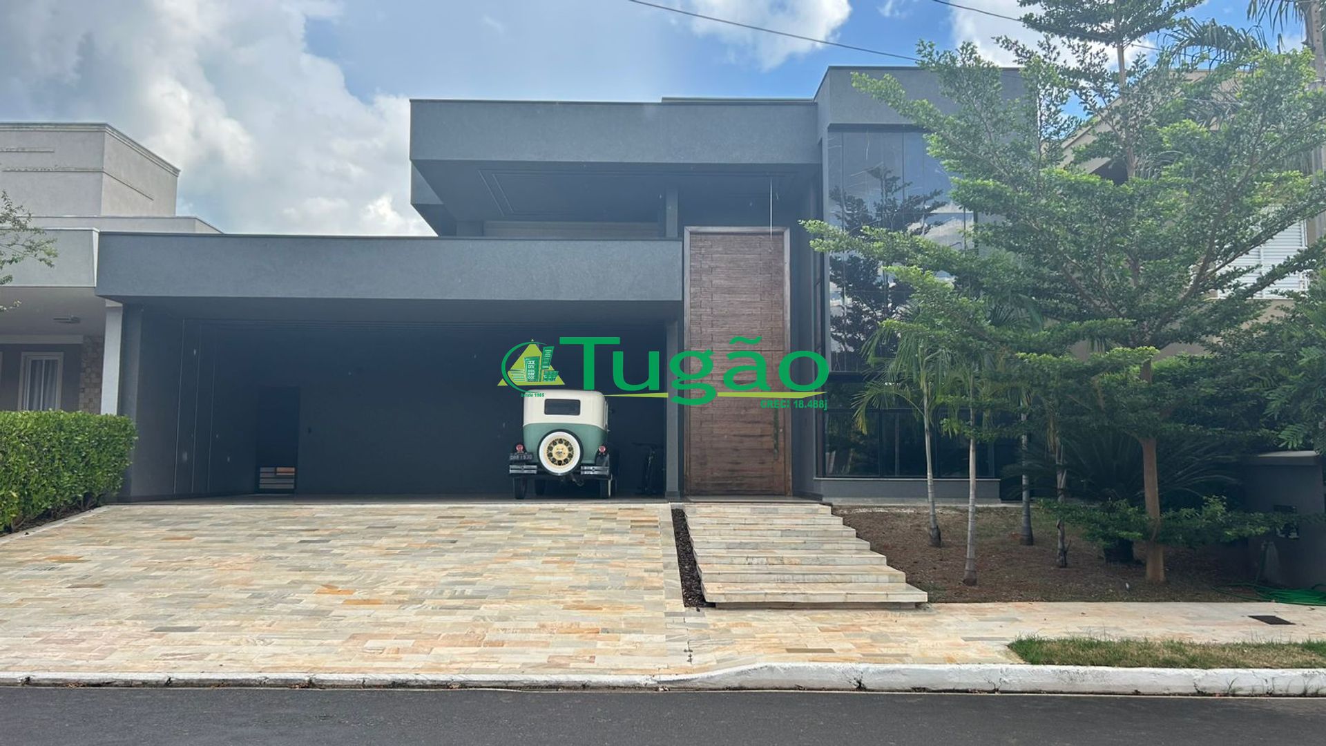 Casa de Condomínio com 4 quartos à venda, 290m² — foto 1 de 28