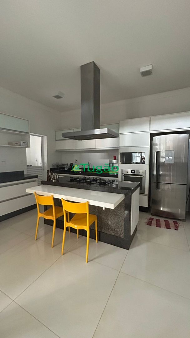 Casa de Condomínio com 4 quartos à venda, 290m² — foto 5 de 28