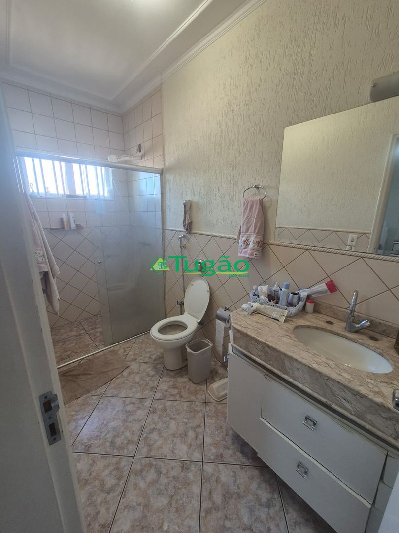 Casa com 4 quartos à venda, 280m² — foto 31 de 38