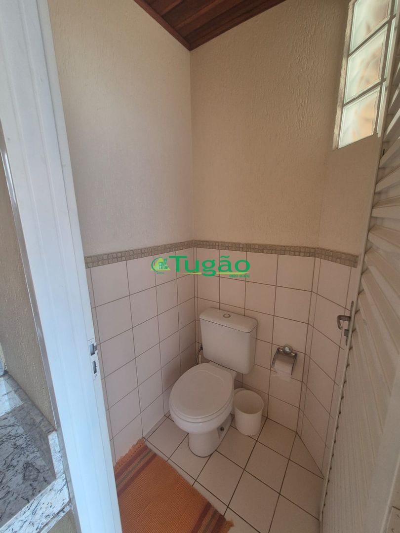 Casa com 4 quartos à venda, 280m² — foto 37 de 38