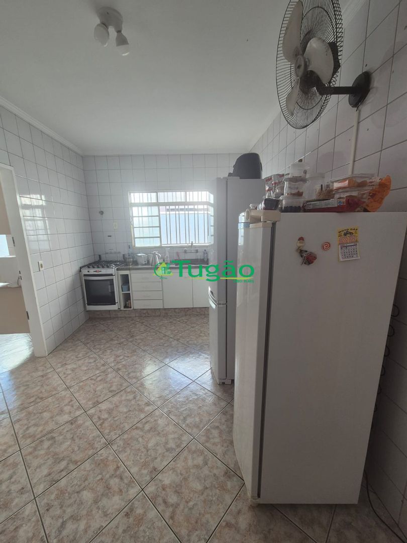 Casa com 4 quartos à venda, 280m² — foto 7 de 38