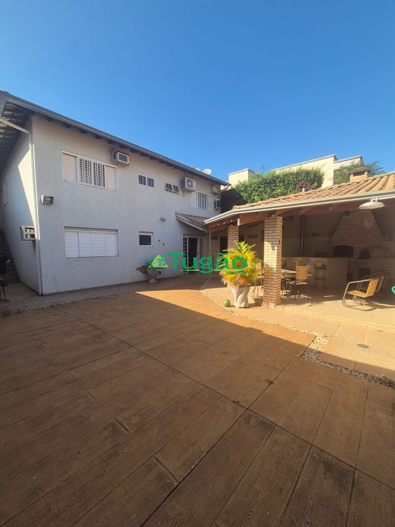 Casa com 4 quartos à venda, 280m² — foto 26 de 38