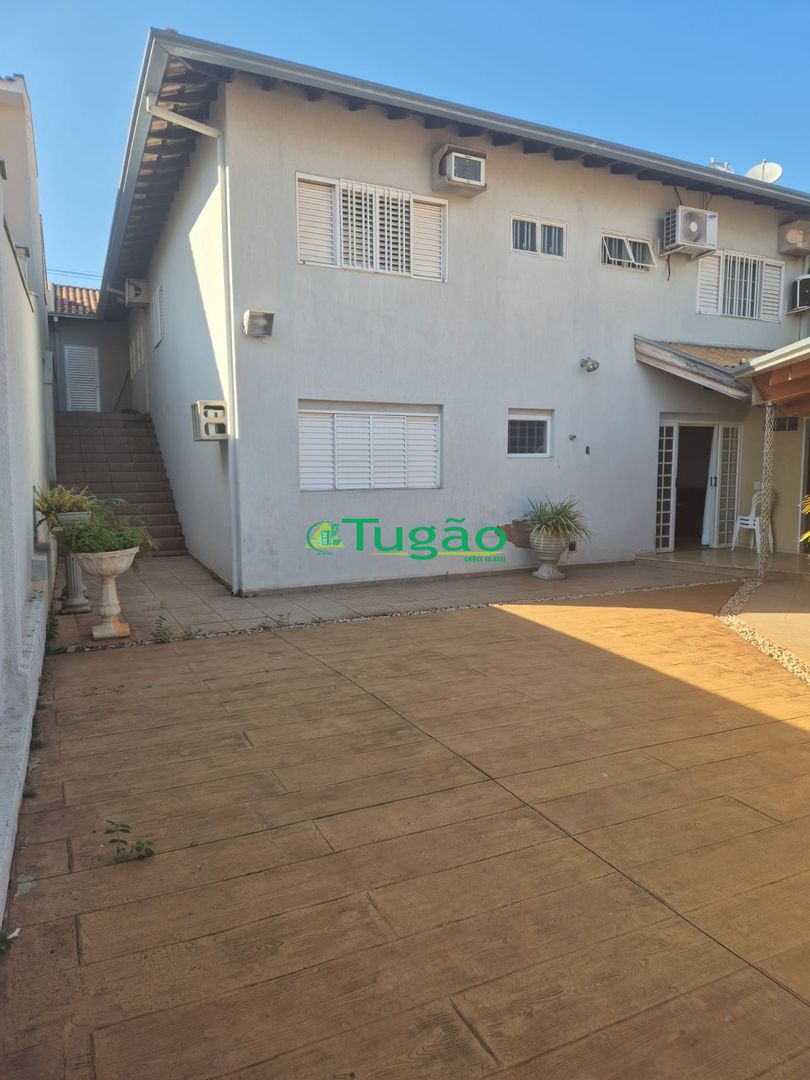 Casa com 4 quartos à venda, 280m² — foto 27 de 38