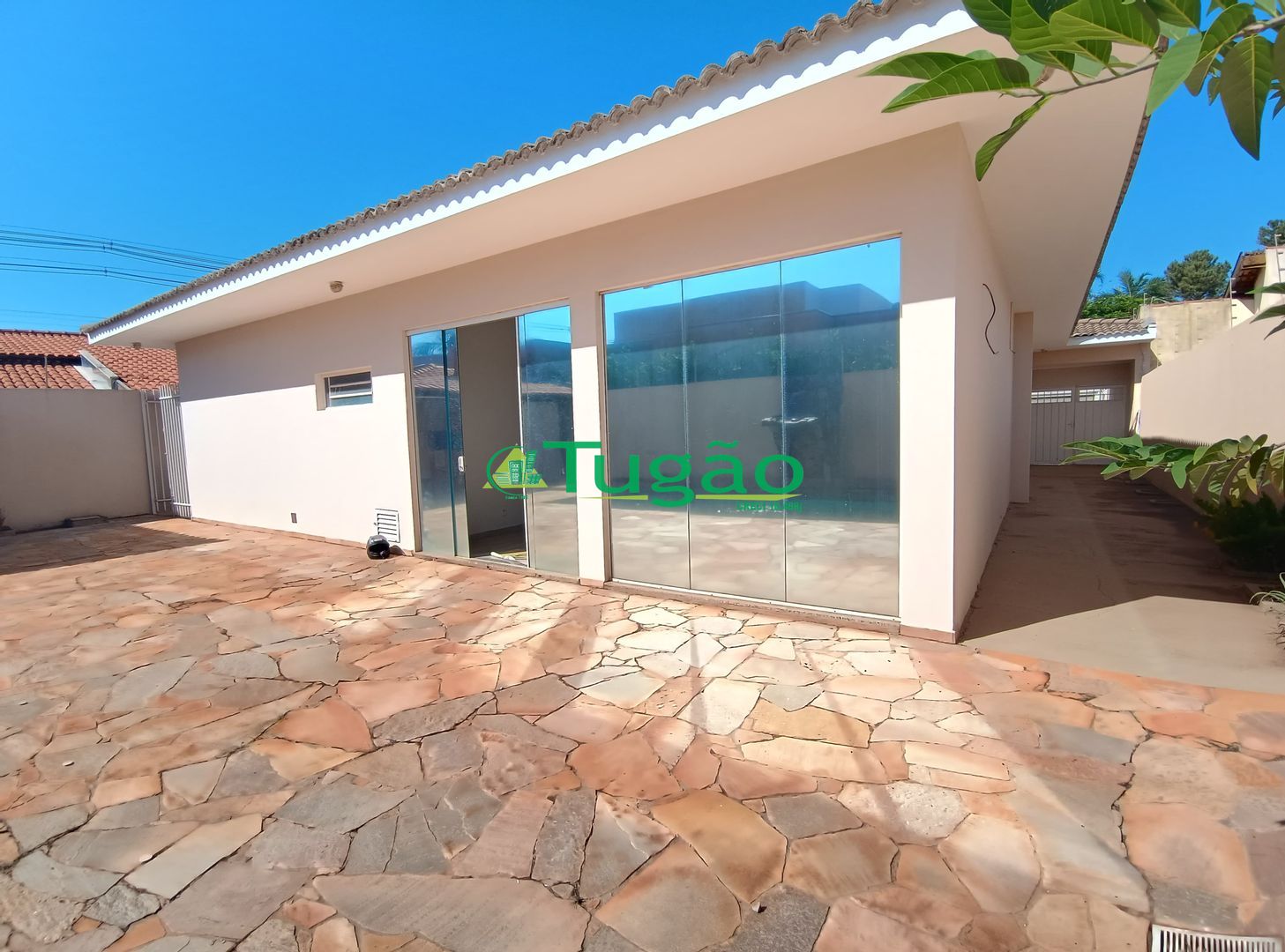Casa com 3 quartos à venda, 300m² — foto 31 de 35