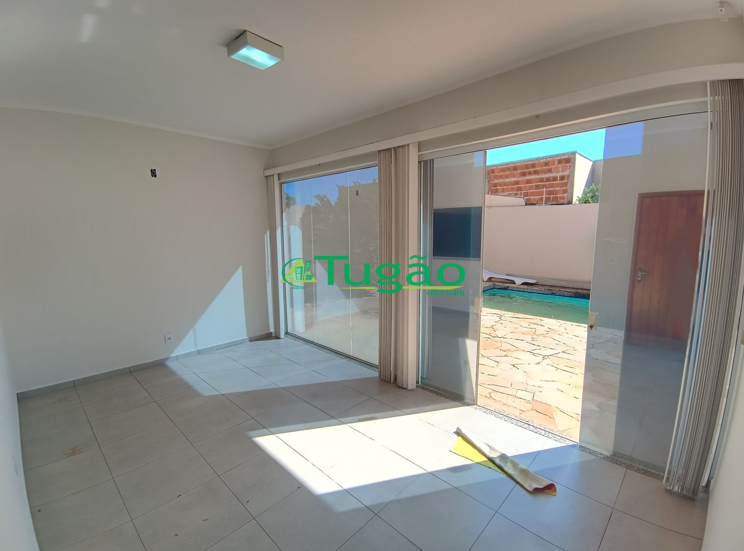 Casa com 3 quartos à venda, 300m² — foto 30 de 35