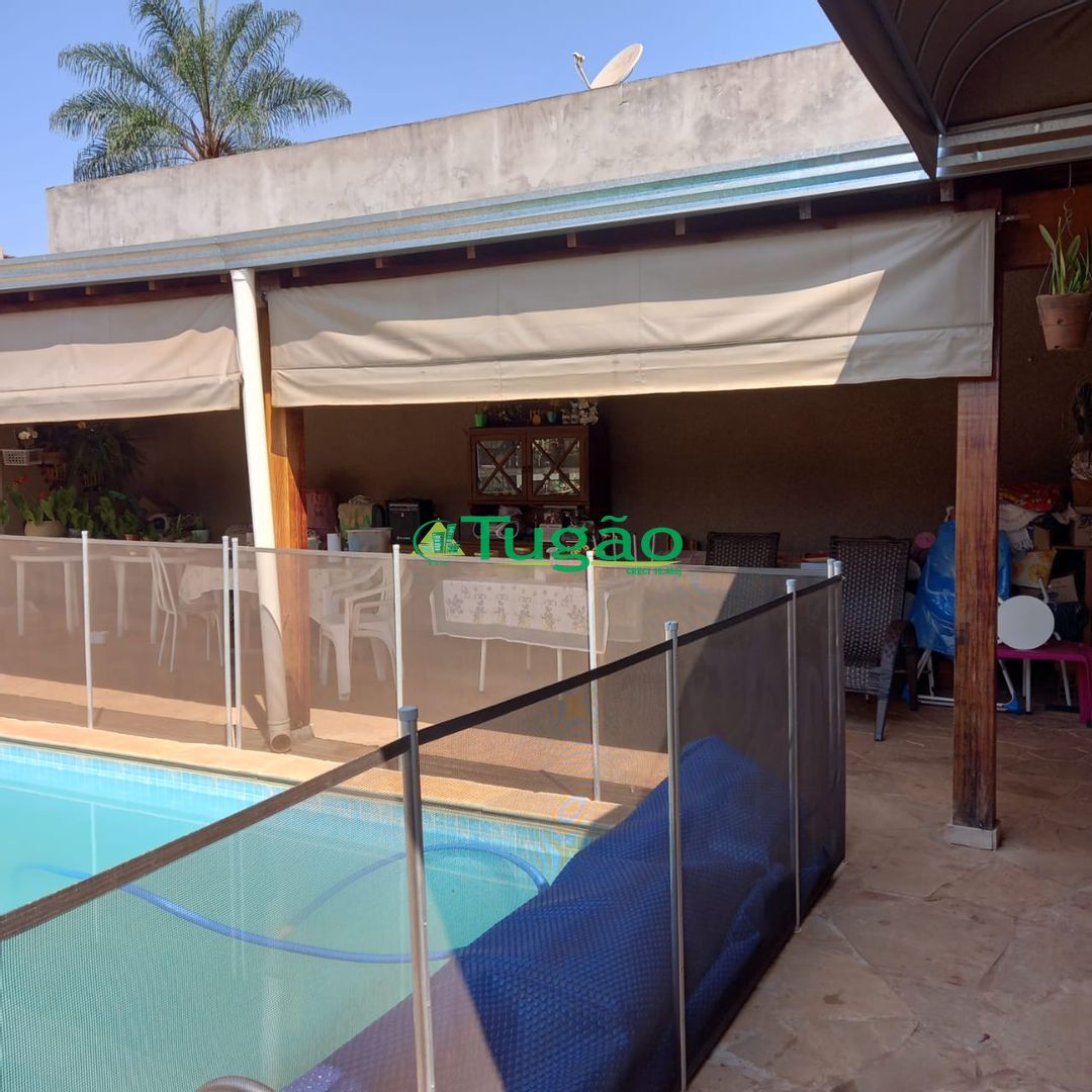 Fazenda / Sítio / Chácara com 2 quartos à venda, 160m² — foto 1 de 33