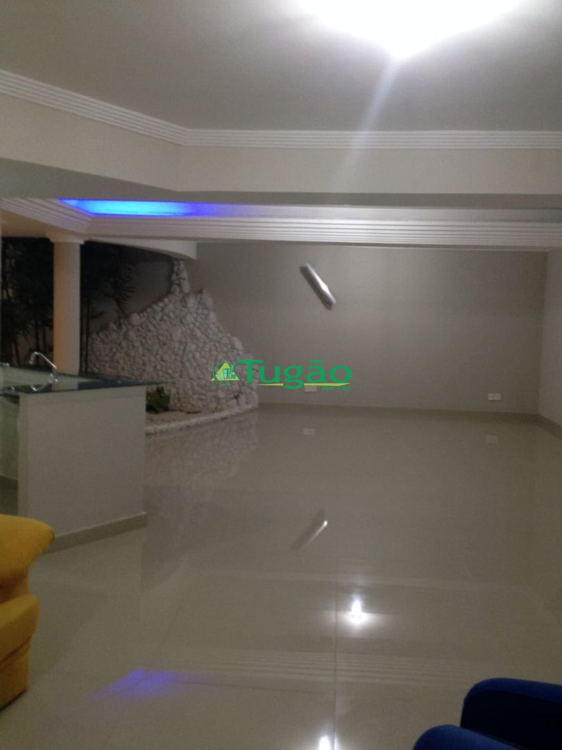 Casa de Condomínio com 4 quartos à venda, 800m² — foto 3 de 28